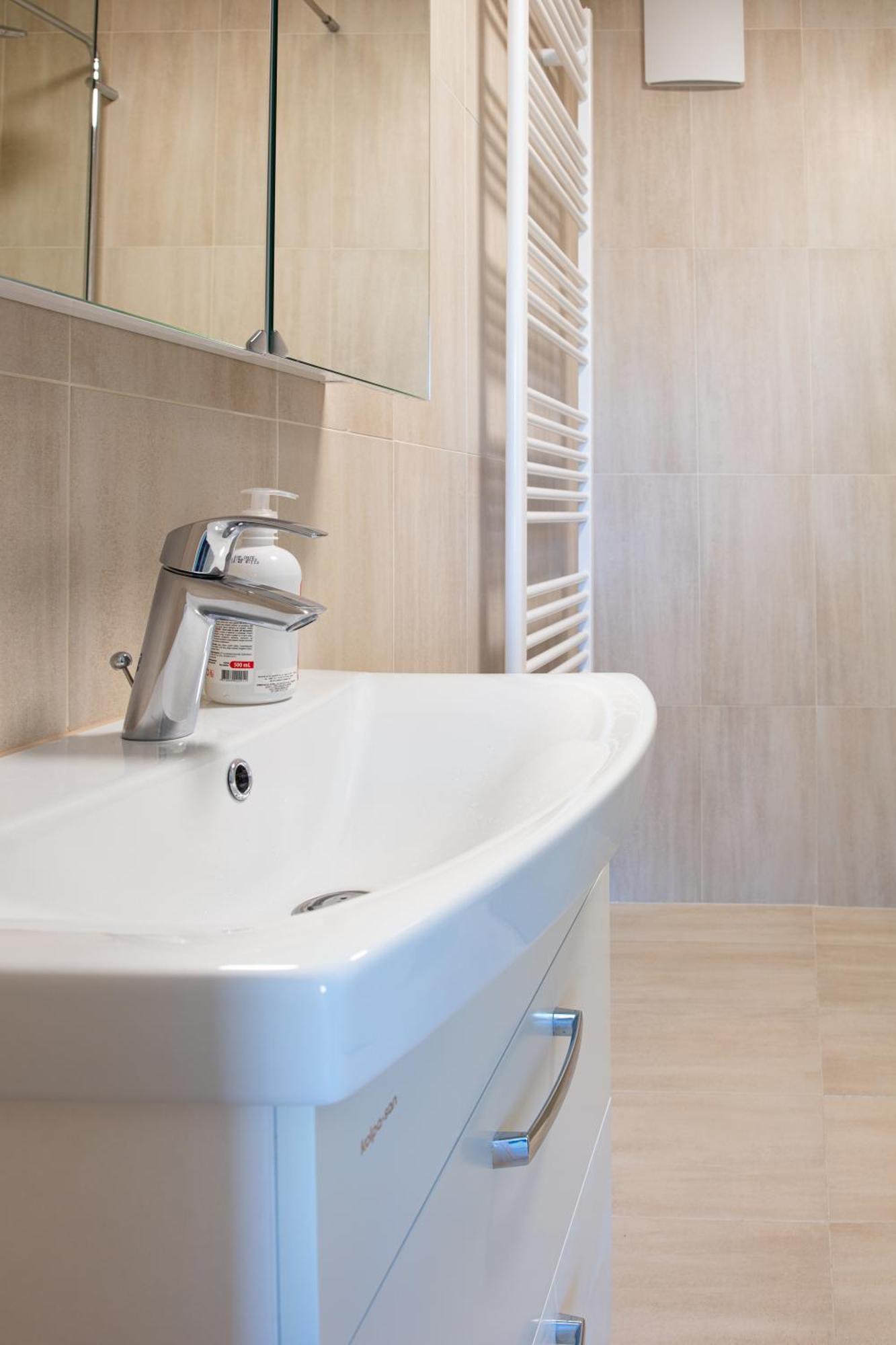 Dalgona Apartma Godler, Podčetrtek Εξωτερικό φωτογραφία